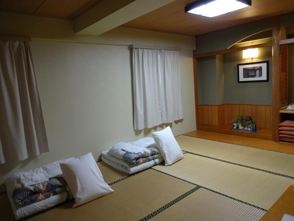 Hotel Granview Ishigaki Ishigaki  Екстер'єр фото