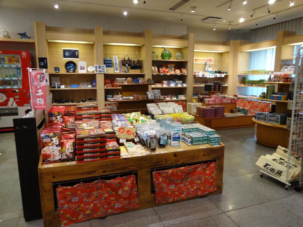 Hotel Granview Ishigaki Ishigaki  Екстер'єр фото